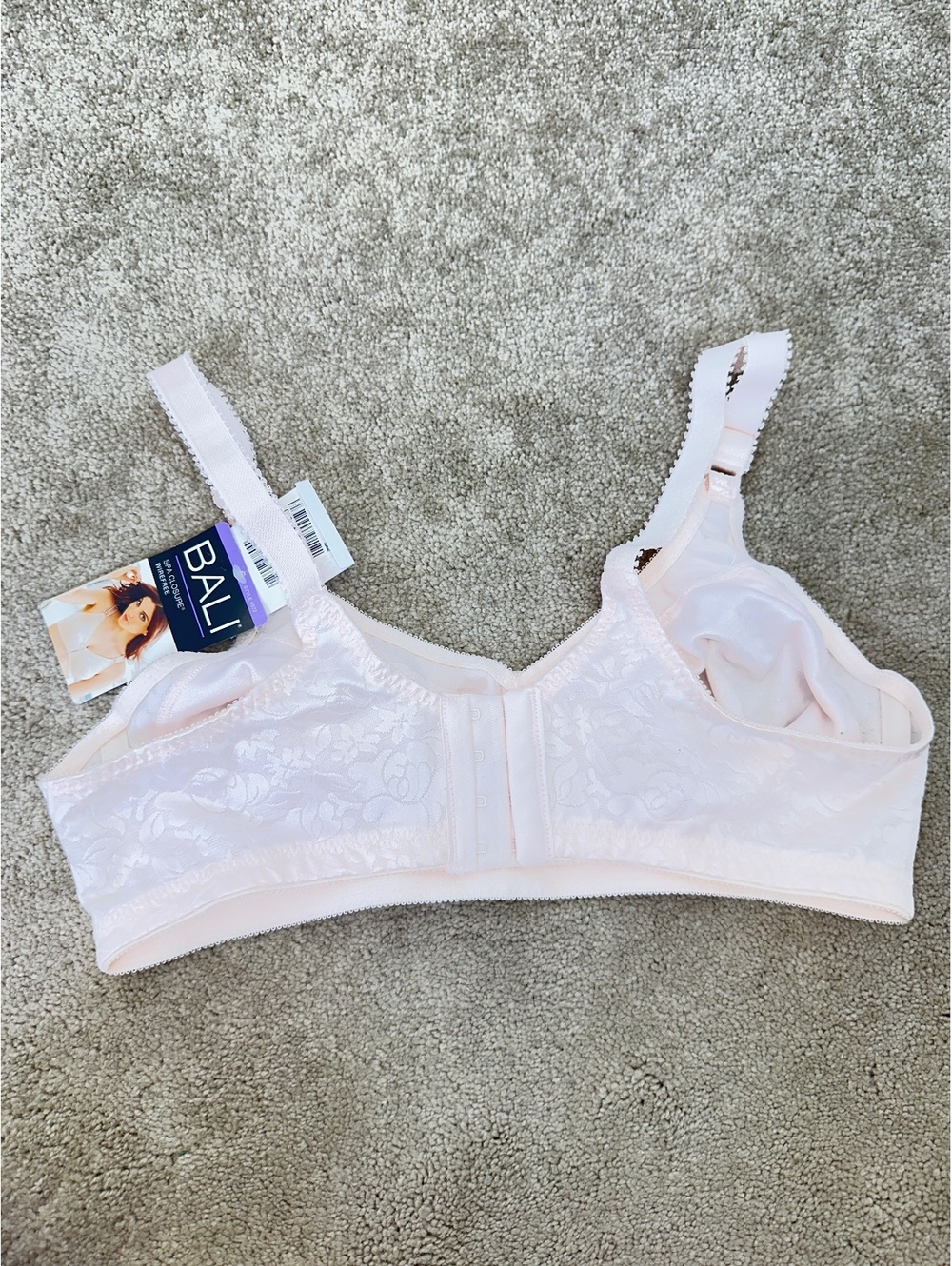 Four New Bali Bras 38C Wire Free Adjustable Strap Hook & Eye Back Cool Comfort - Picture 7 of 15